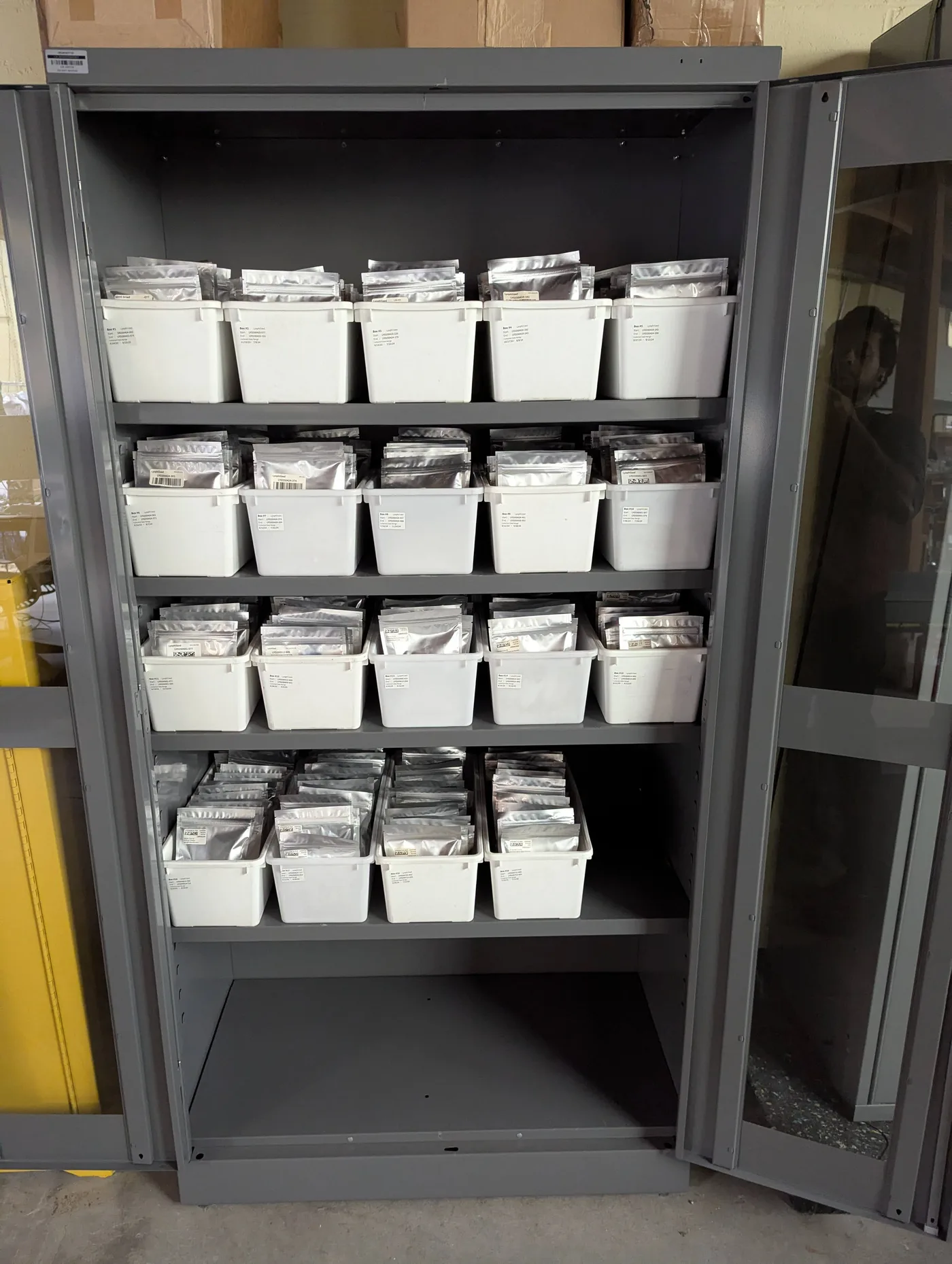 Labeled sample archive cabinet